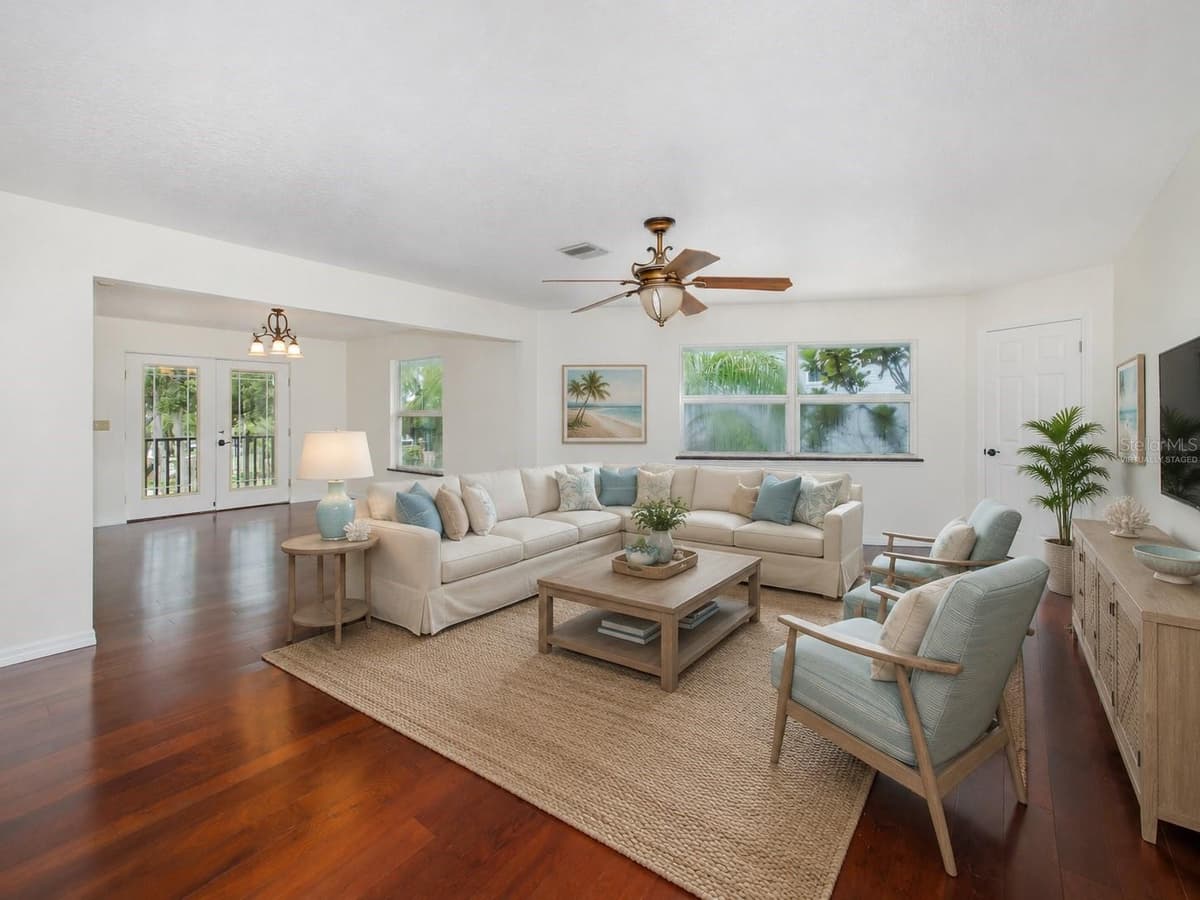 2030 GULFVIEW DRIVE — photo 34 of 77
