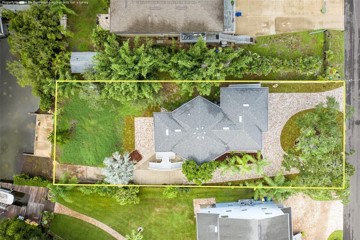 2030 GULFVIEW DRIVE — photo 12 of 77