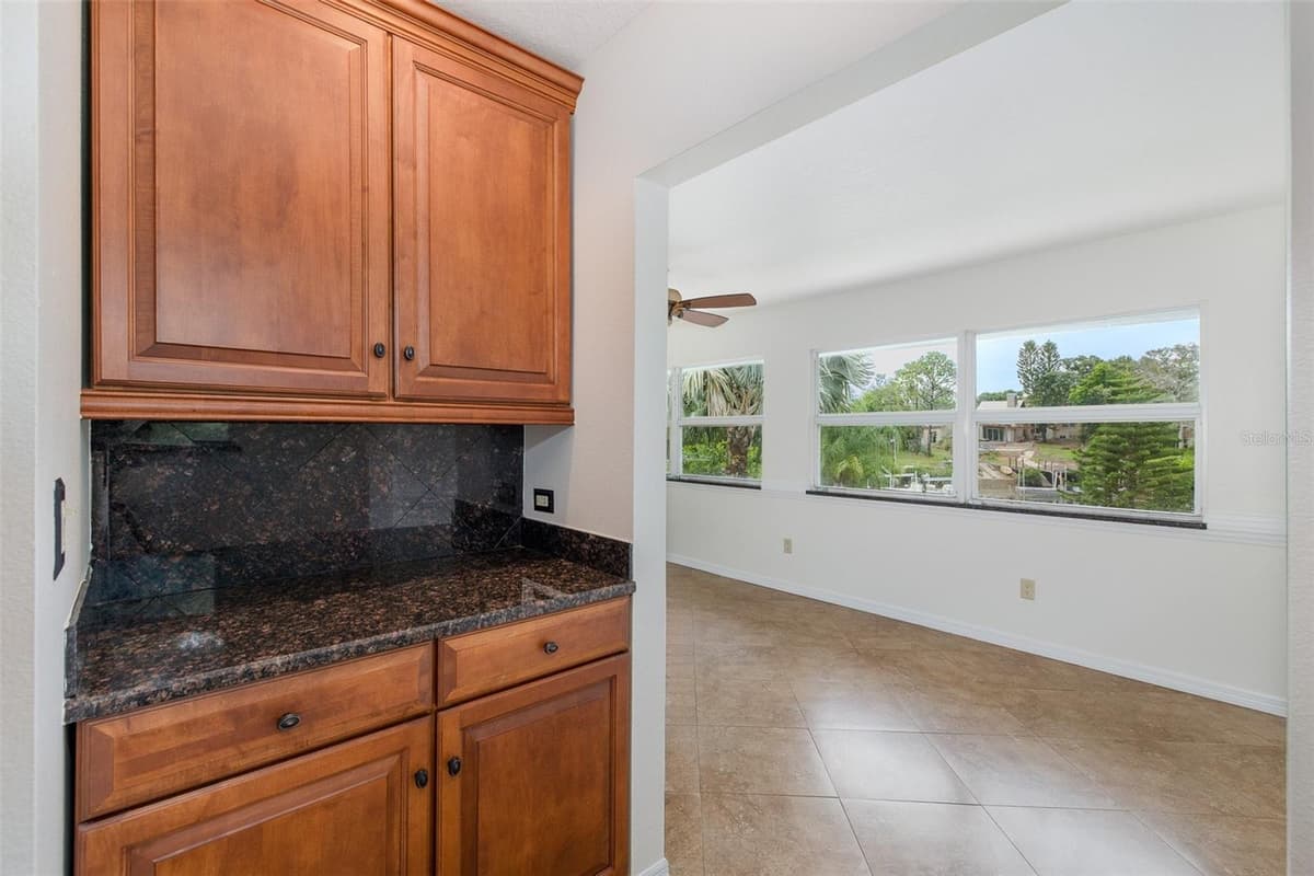 2030 GULFVIEW DRIVE — photo 47 of 77