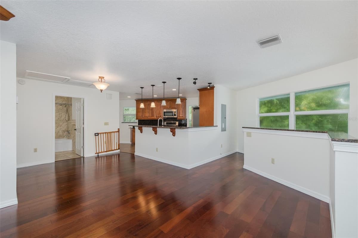 2030 GULFVIEW DRIVE — photo 37 of 77