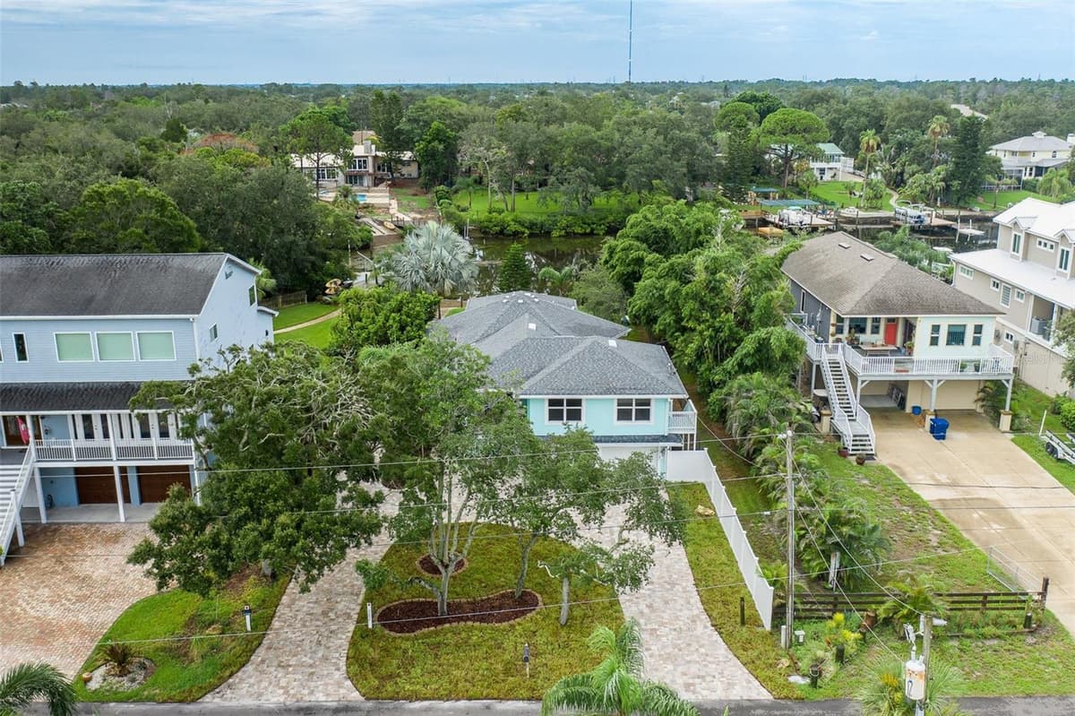 2030 GULFVIEW DRIVE — photo 7 of 77