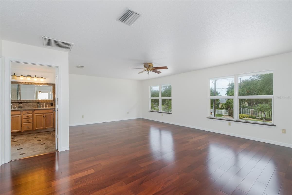 2030 GULFVIEW DRIVE — photo 53 of 77