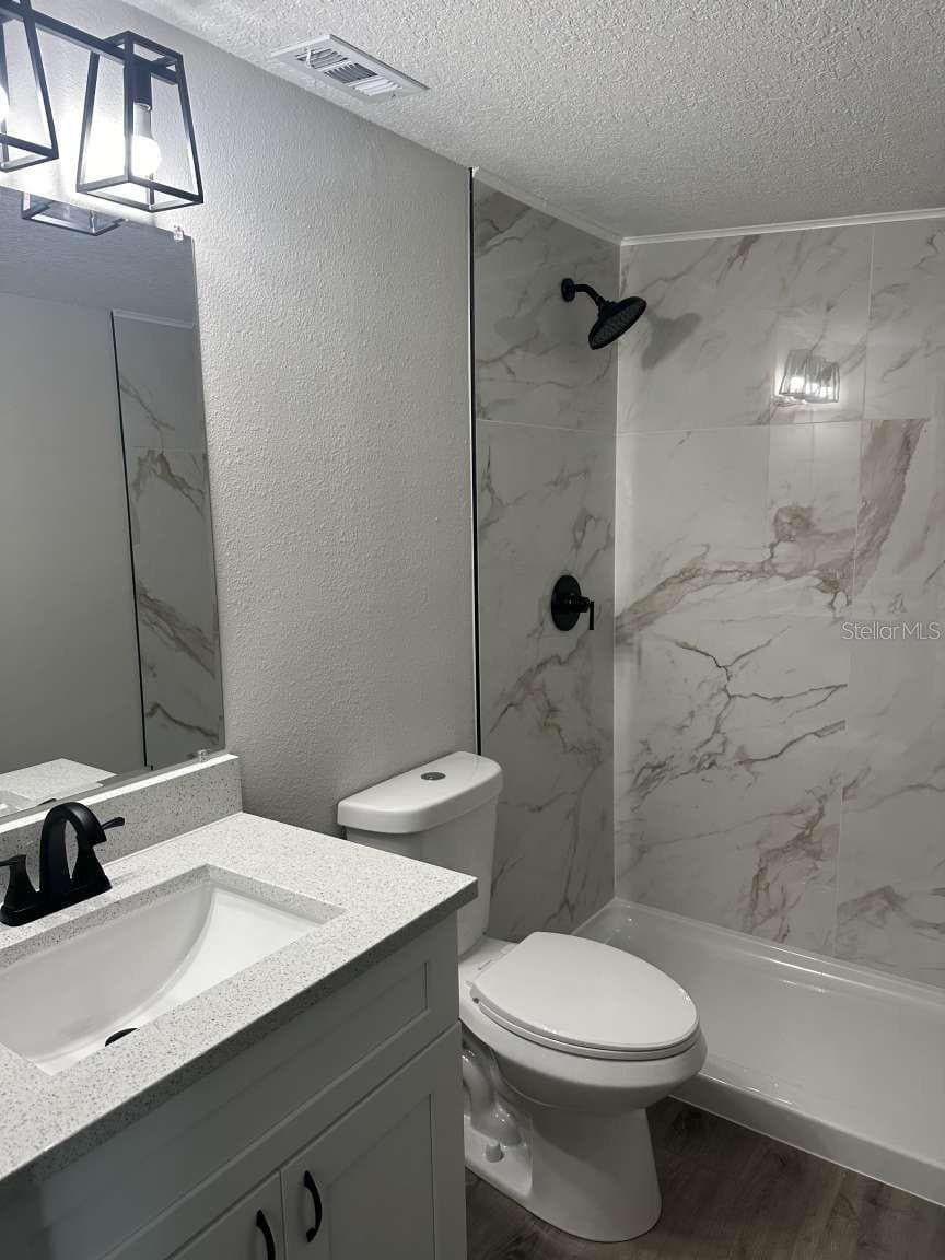 3329 LYNN DRIVE — photo 6 of 17