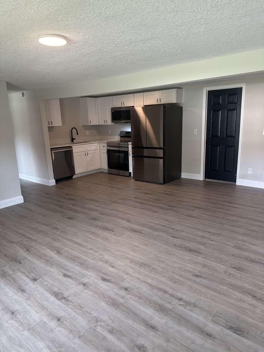 3329 LYNN DRIVE — photo 8 of 17