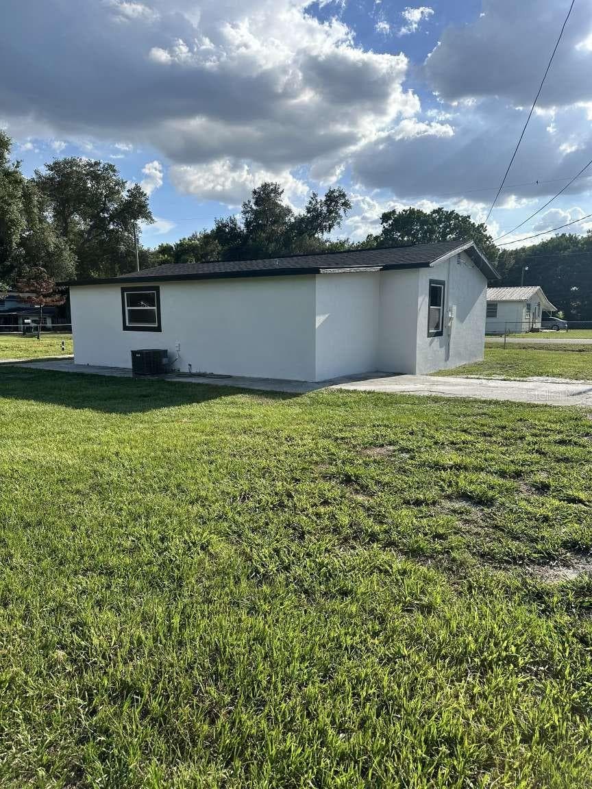 3329 LYNN DRIVE — photo 4 of 17
