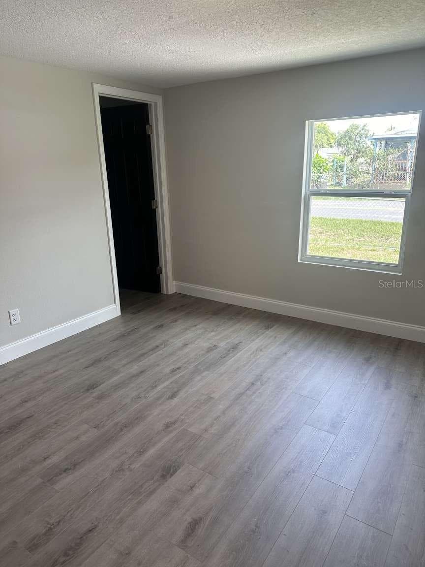 3329 LYNN DRIVE — photo 15 of 17