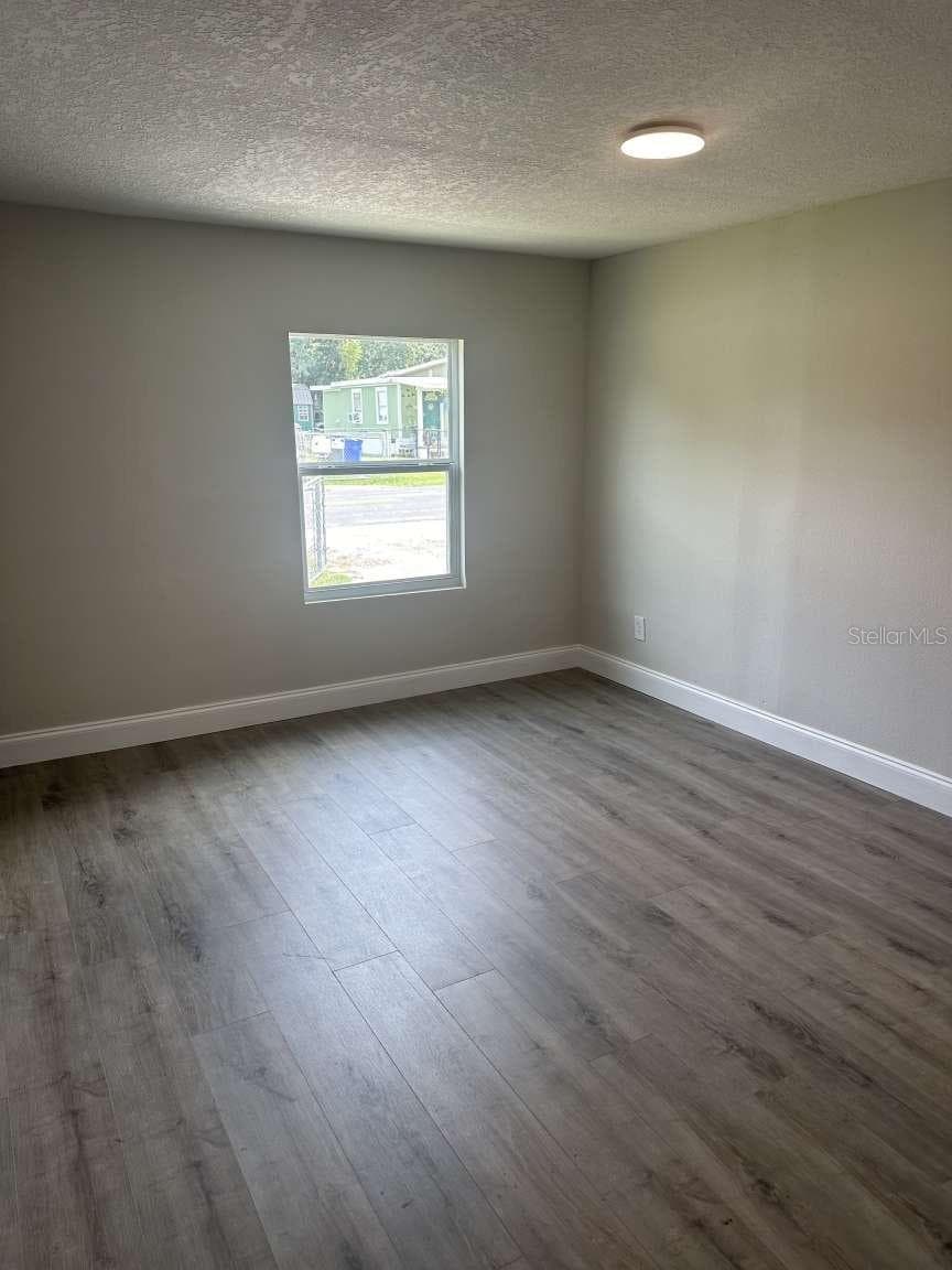 3329 LYNN DRIVE — photo 14 of 17