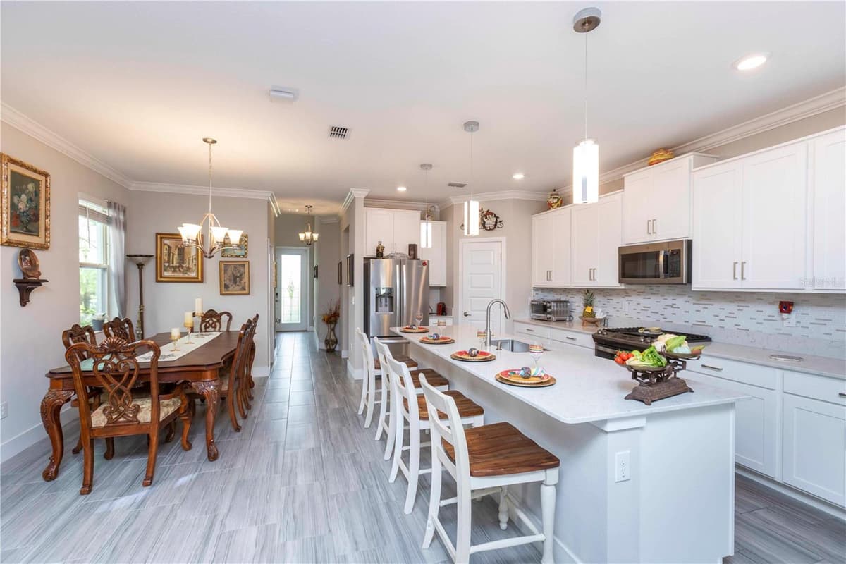 8585 WINNING FIELDS ROAD — photo 14 of 64