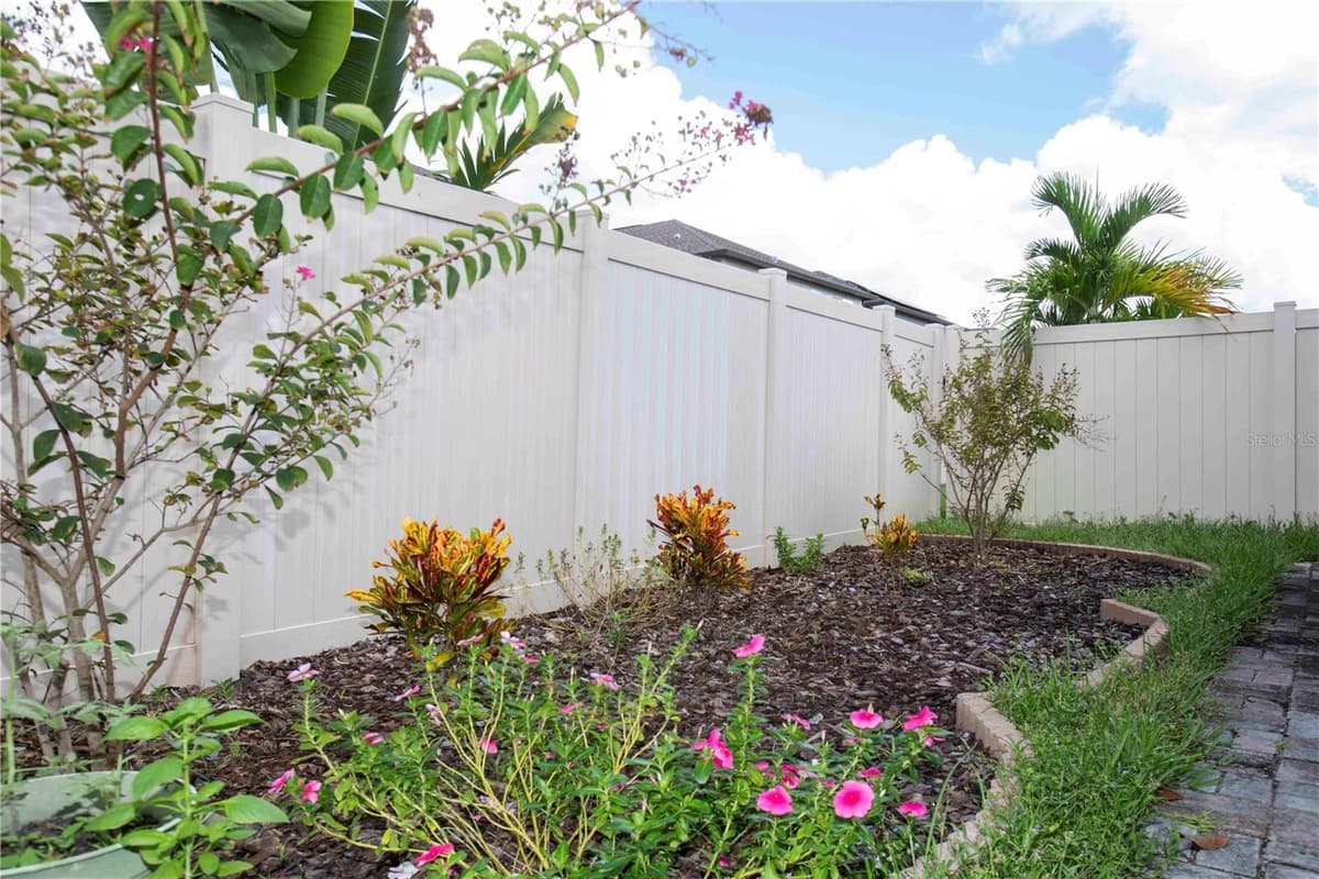 8585 WINNING FIELDS ROAD — photo 47 of 64