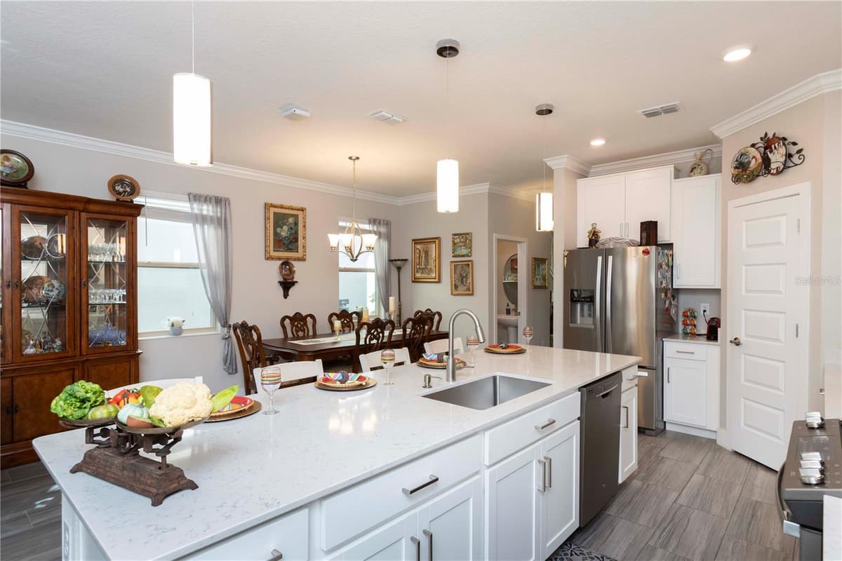 8585 WINNING FIELDS ROAD — photo 18 of 64