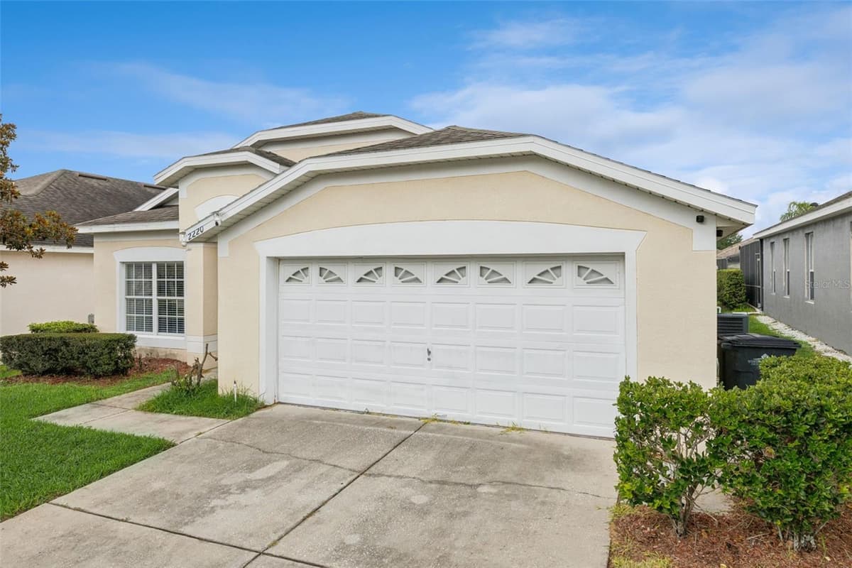 2220 WYNDHAM PALMS WAY — photo 3 of 42