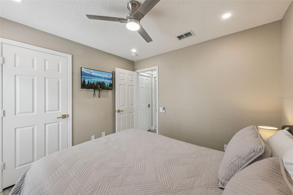 2220 WYNDHAM PALMS WAY — photo 16 of 42