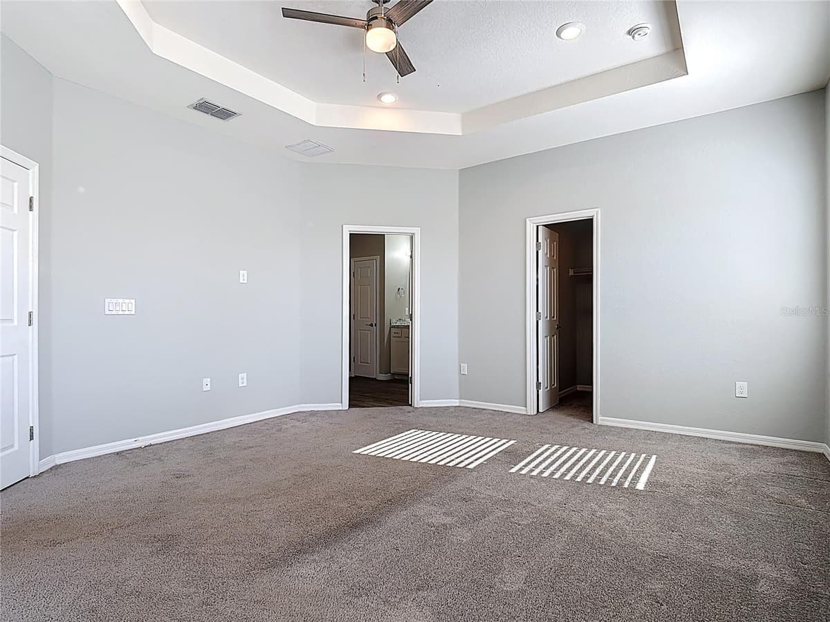 840 SYDNEY STREET — photo 27 of 52