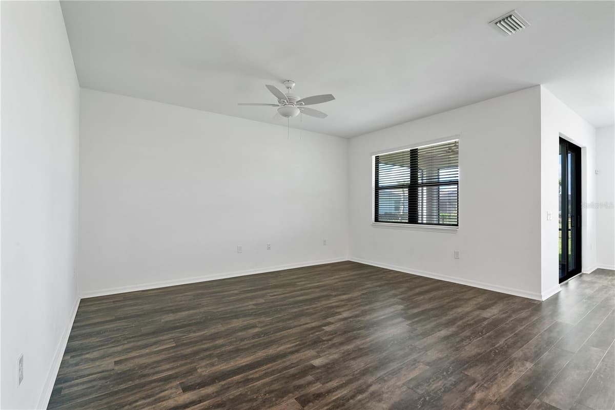 16369 PALMETTO STREET — photo 14 of 45