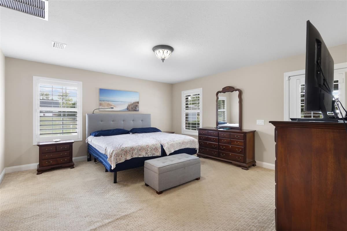 8140 MEADOWLARK CT — photo 7 of 59