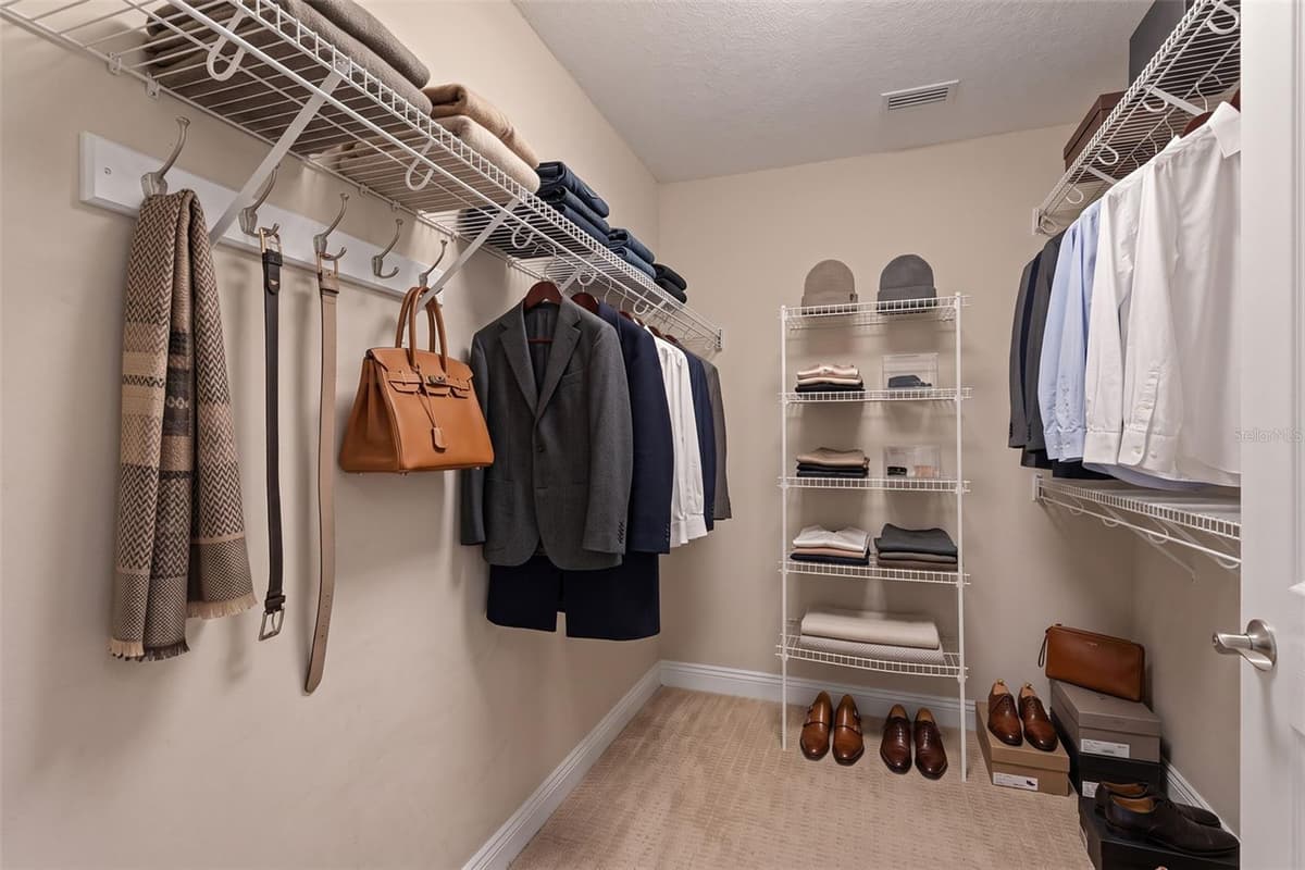 8140 MEADOWLARK CT — photo 9 of 59