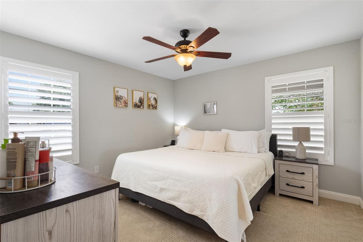 8140 MEADOWLARK CT — photo 10 of 59