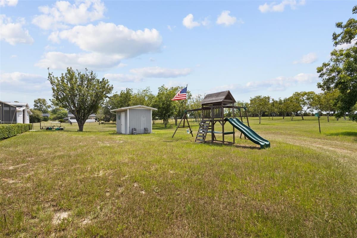 8140 MEADOWLARK CT — photo 49 of 59