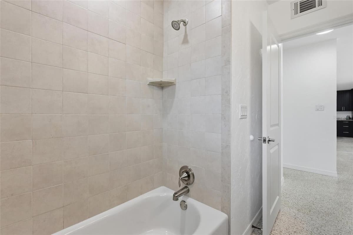 412 SHADE DRIVE — photo 17 of 30