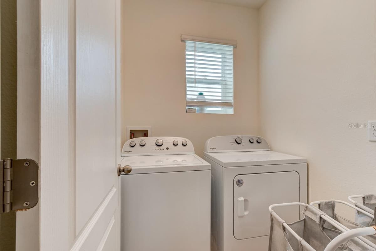 1360 CORK DRIVE — photo 24 of 36