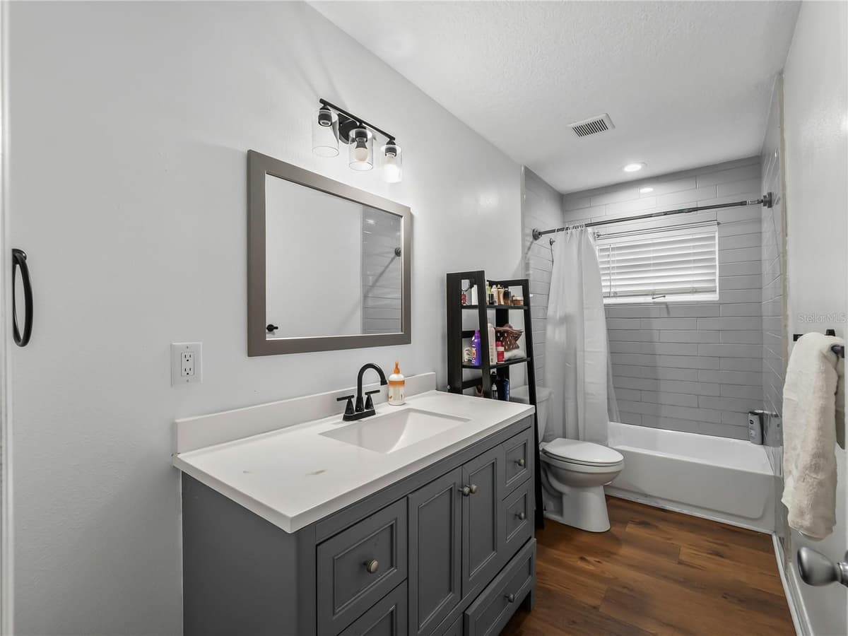 2915 WEBBER STREET — photo 15 of 29