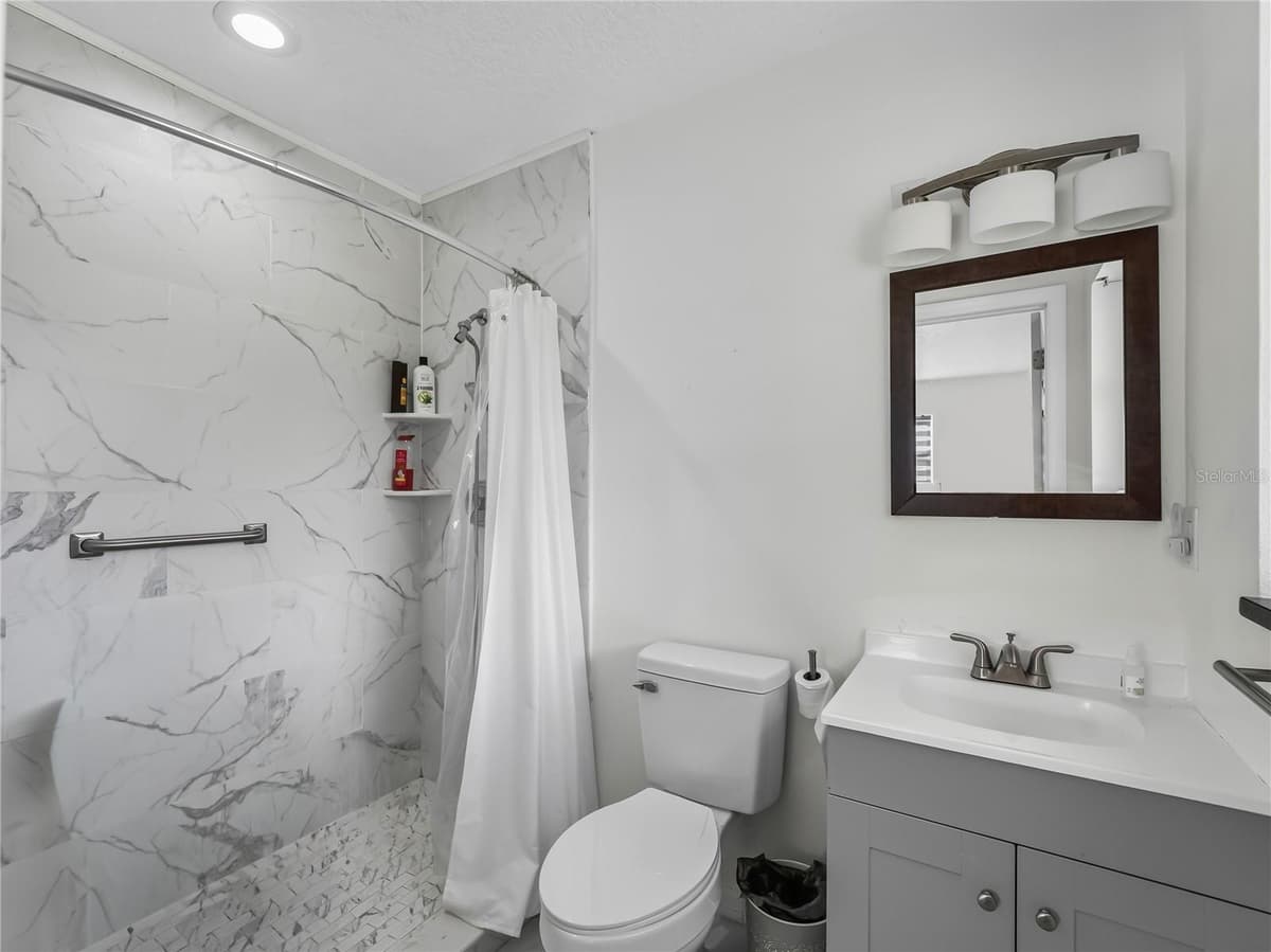 2915 WEBBER STREET — photo 14 of 29