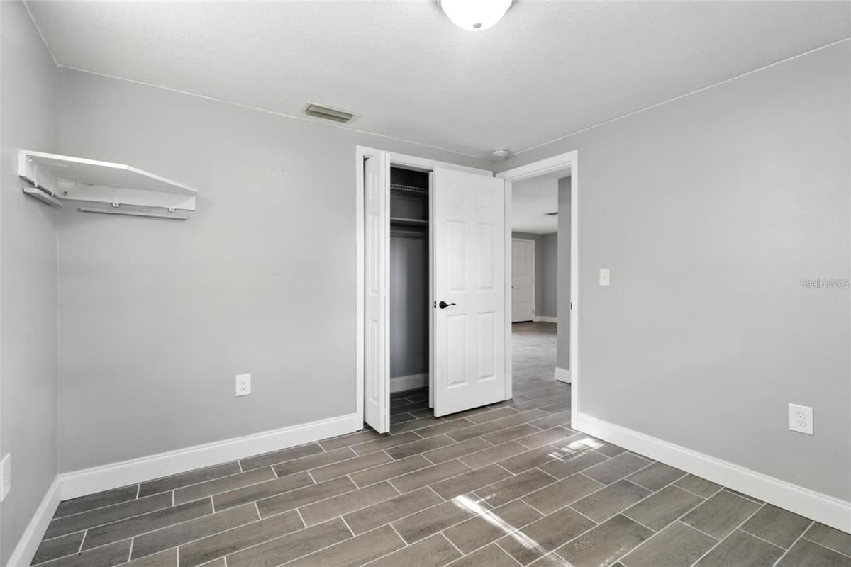 8035 GULF WAY — photo 21 of 24