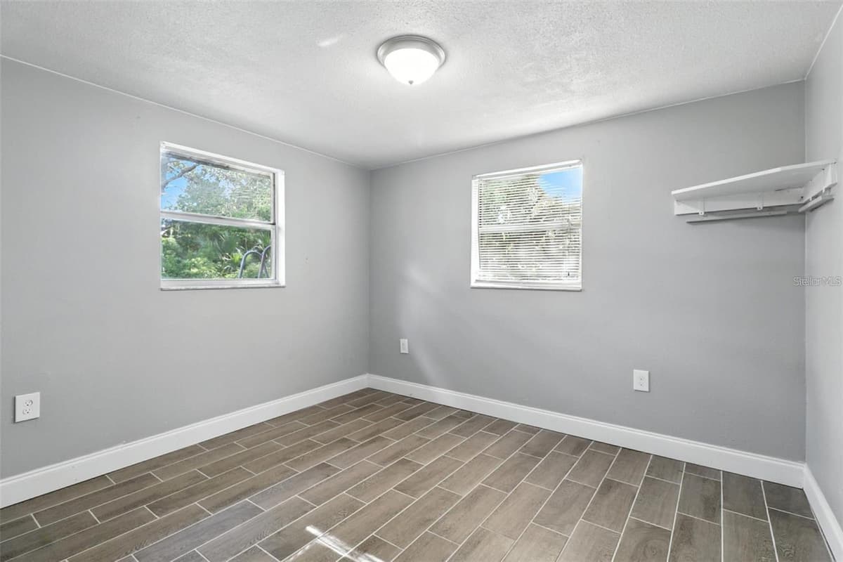 8035 GULF WAY — photo 20 of 24
