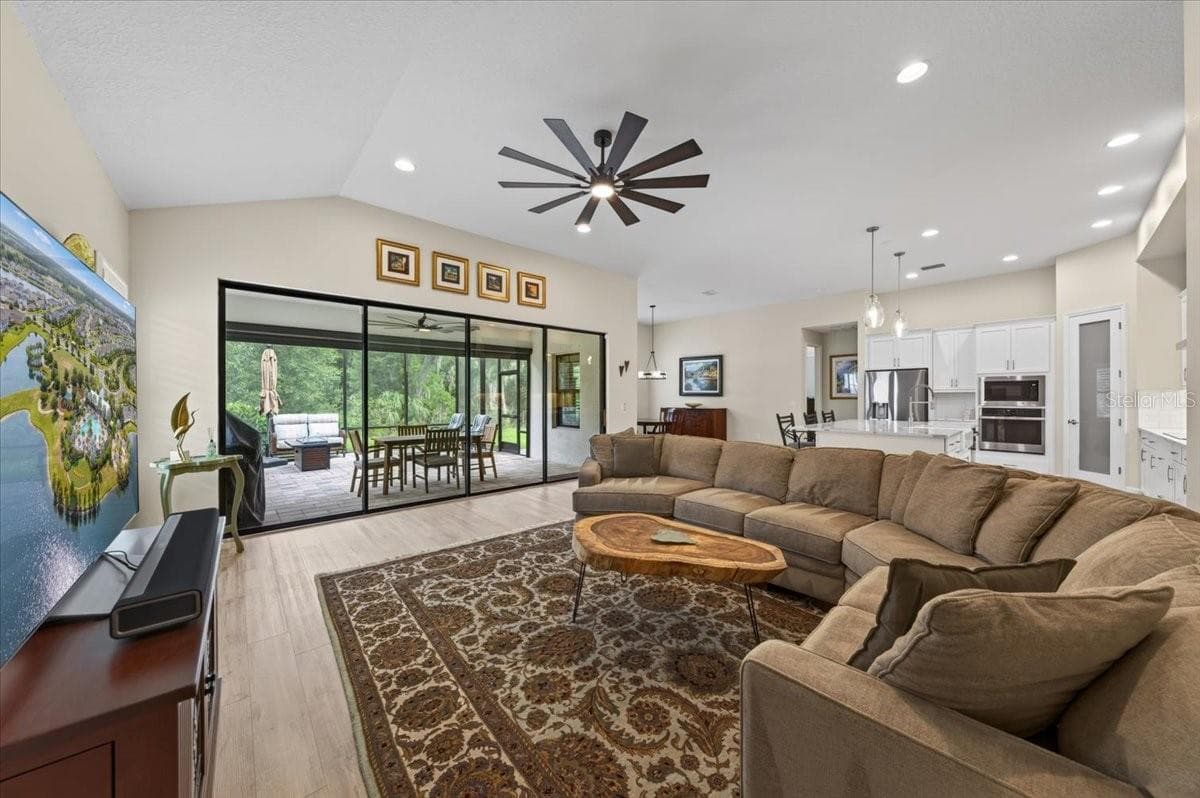 9145 WARM SPRINGS CIRCLE — photo 8 of 65