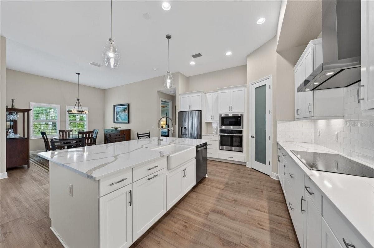 9145 WARM SPRINGS CIRCLE — photo 18 of 65