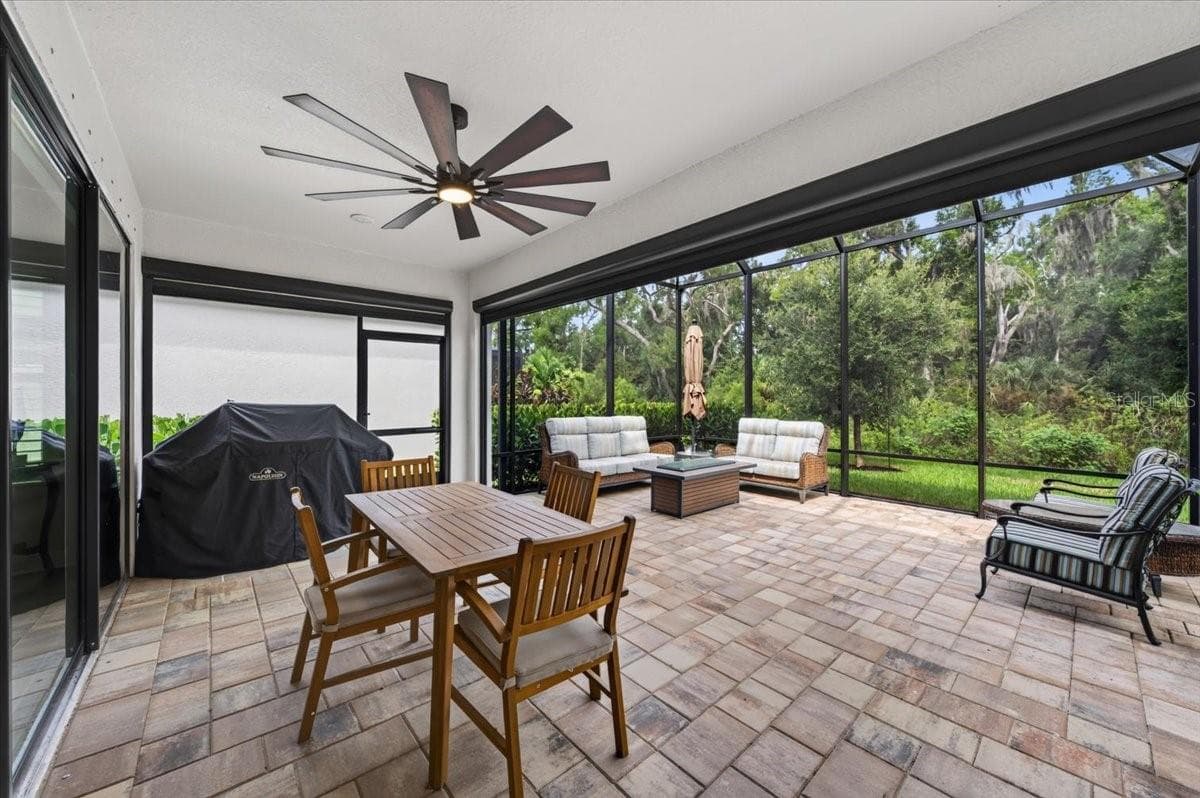 9145 WARM SPRINGS CIRCLE — photo 41 of 65