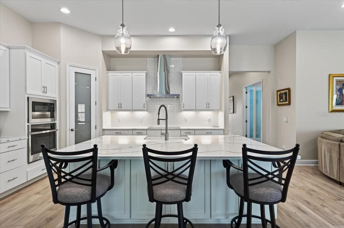 9145 WARM SPRINGS CIRCLE — photo 14 of 65