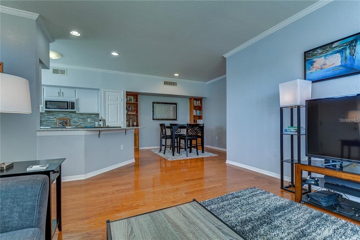 9034 LAKE CHASE ISLAND WAY — photo 17 of 39
