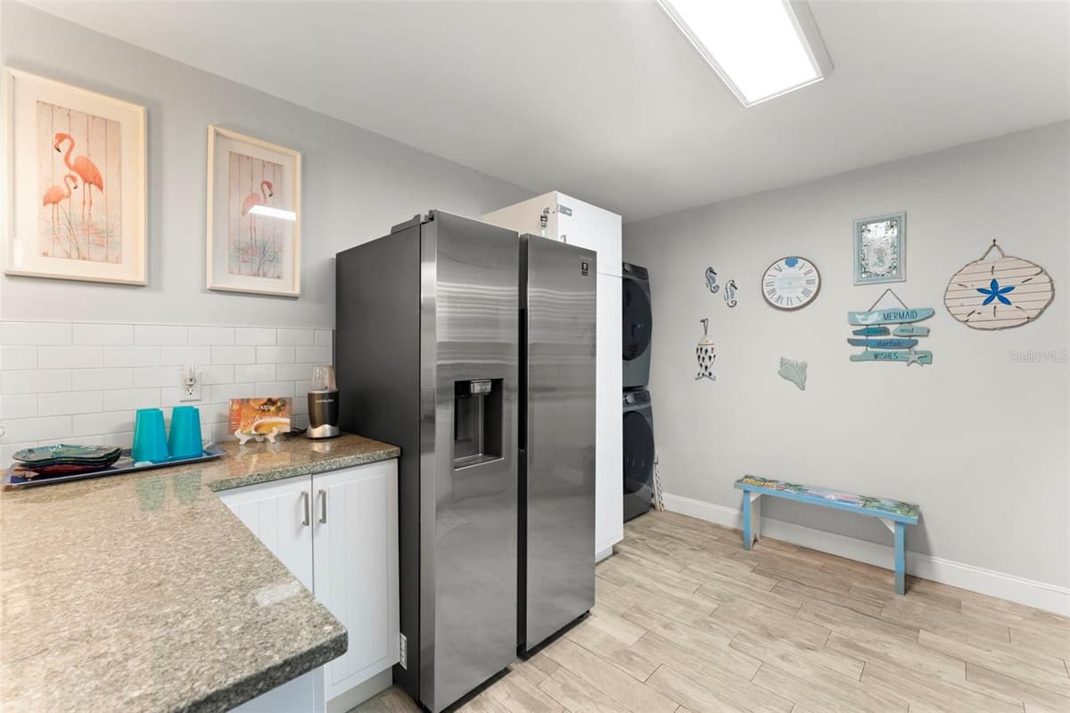 328 PERSHING STREET — photo 3 of 54