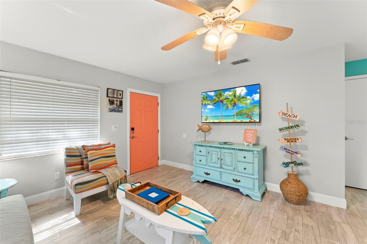 328 PERSHING STREET — photo 18 of 54