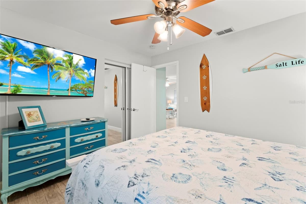 328 PERSHING STREET — photo 27 of 54