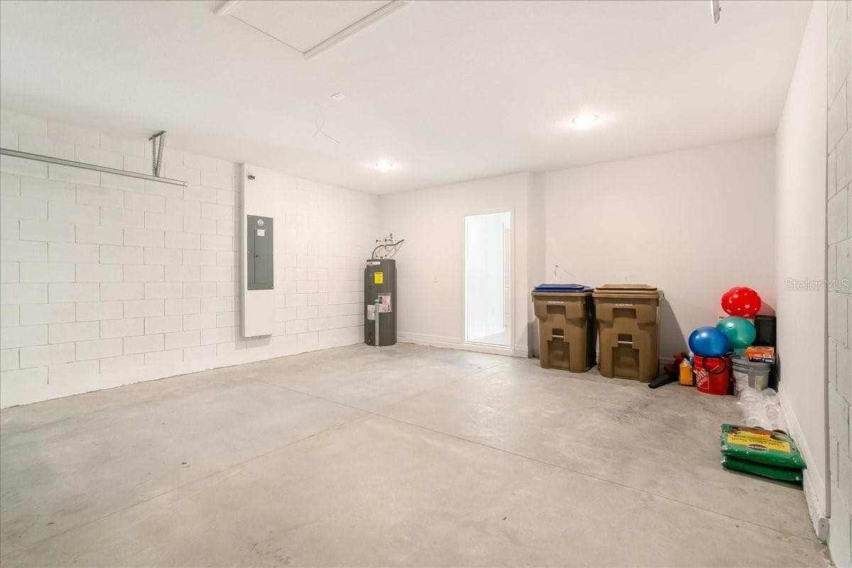 254 AMBER WAY — photo 29 of 55