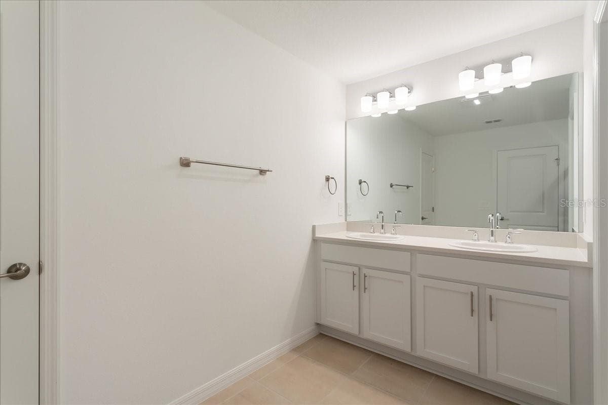 254 AMBER WAY — photo 44 of 55