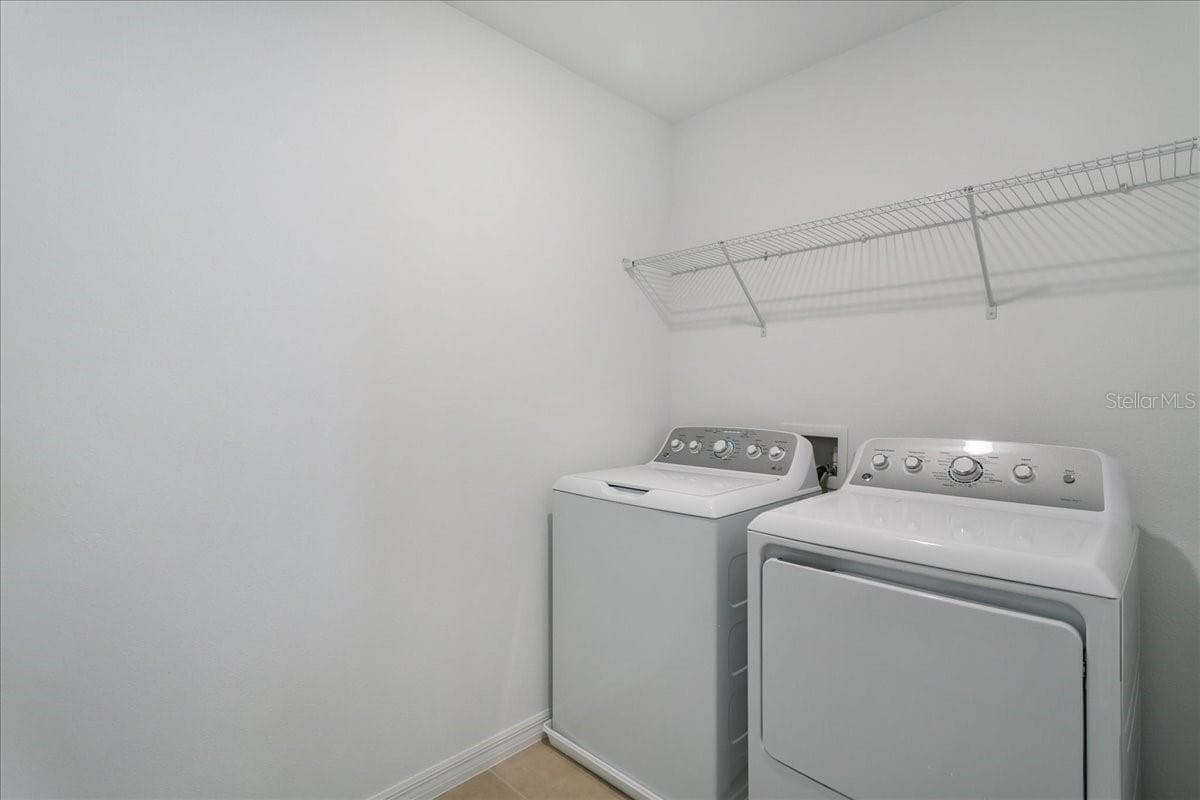 254 AMBER WAY — photo 38 of 55