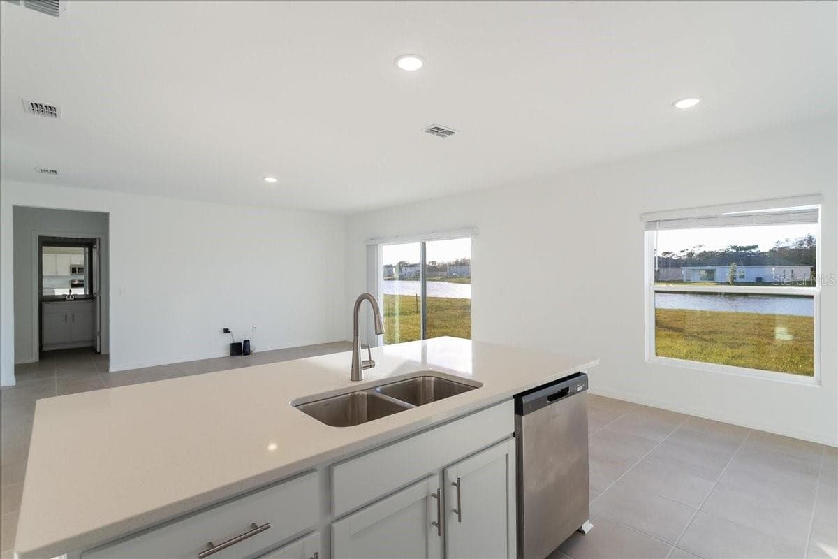 254 AMBER WAY — photo 21 of 55