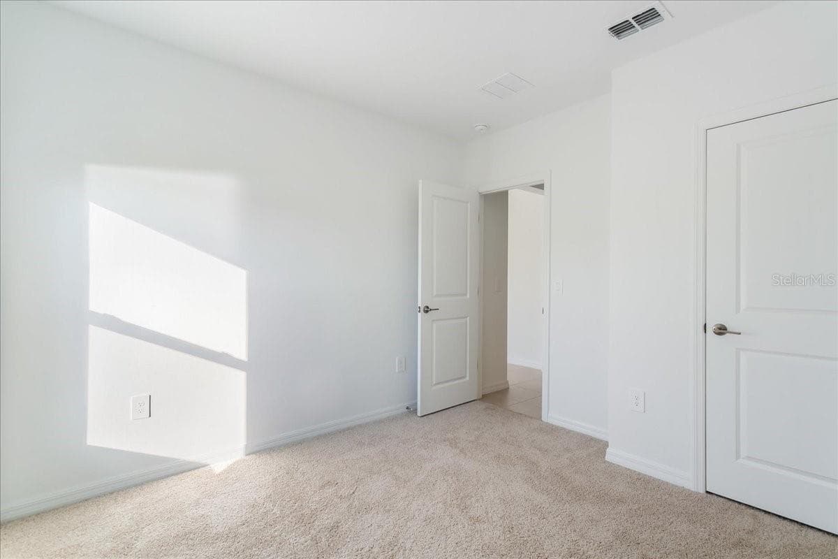 254 AMBER WAY — photo 25 of 55