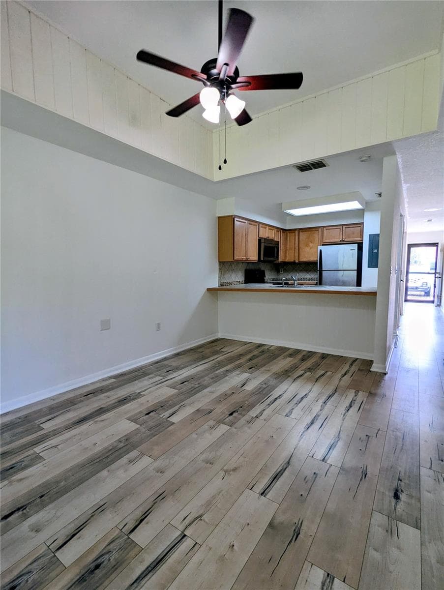 6125 TOPHER TRAIL — photo 2 of 17