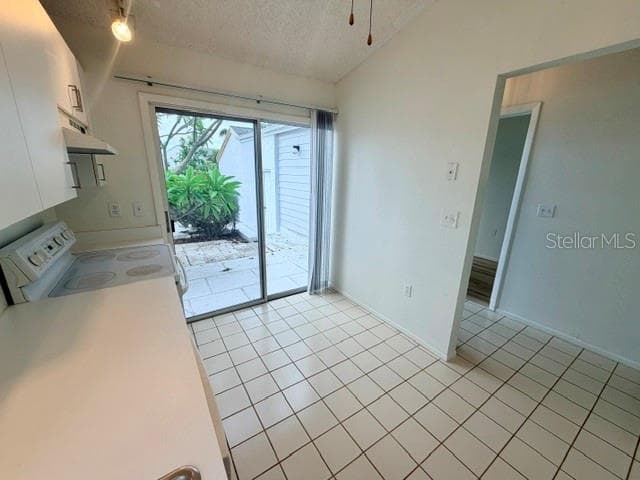 950 WATERSIDE LANE — photo 11 of 69