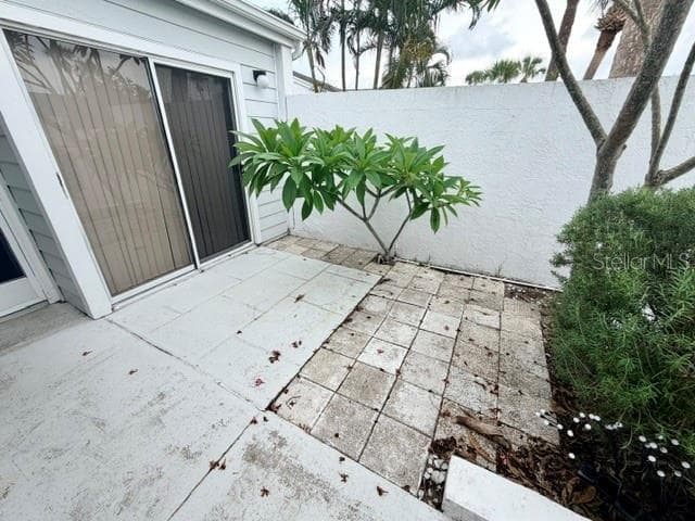 950 WATERSIDE LANE — photo 5 of 69