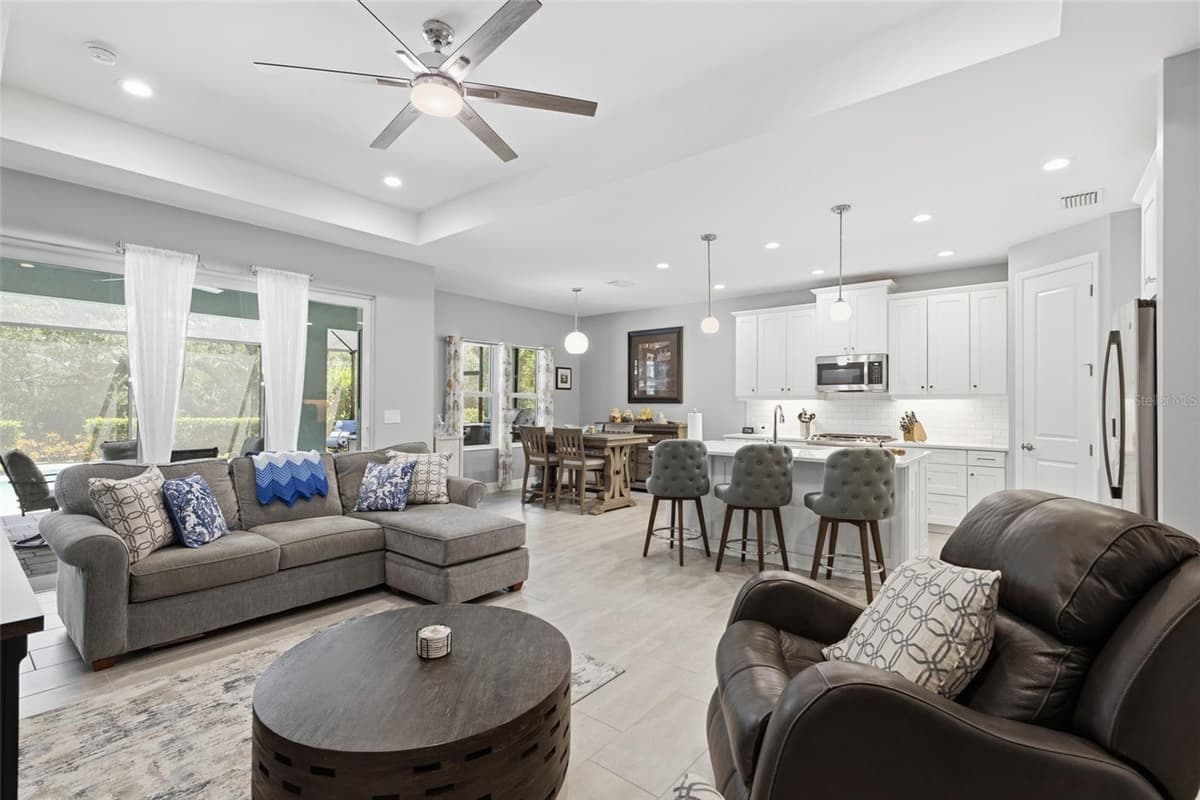 3121 HERITAGE PINES DRIVE — photo 13 of 50