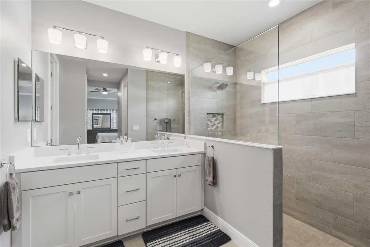 3121 HERITAGE PINES DRIVE — photo 21 of 50