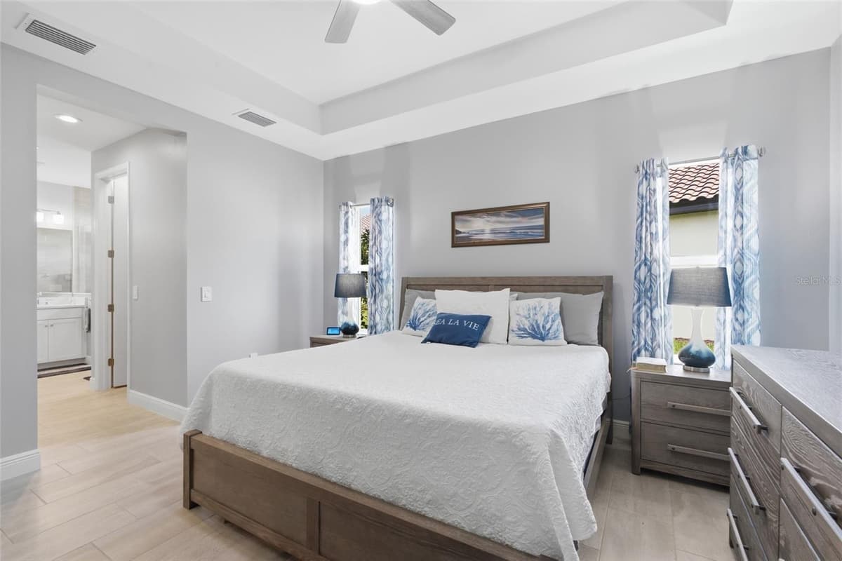 3121 HERITAGE PINES DRIVE — photo 18 of 50