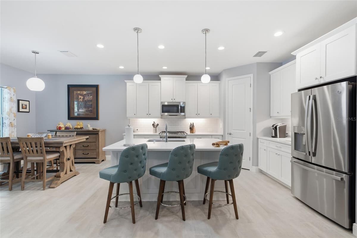 3121 HERITAGE PINES DRIVE — photo 8 of 50
