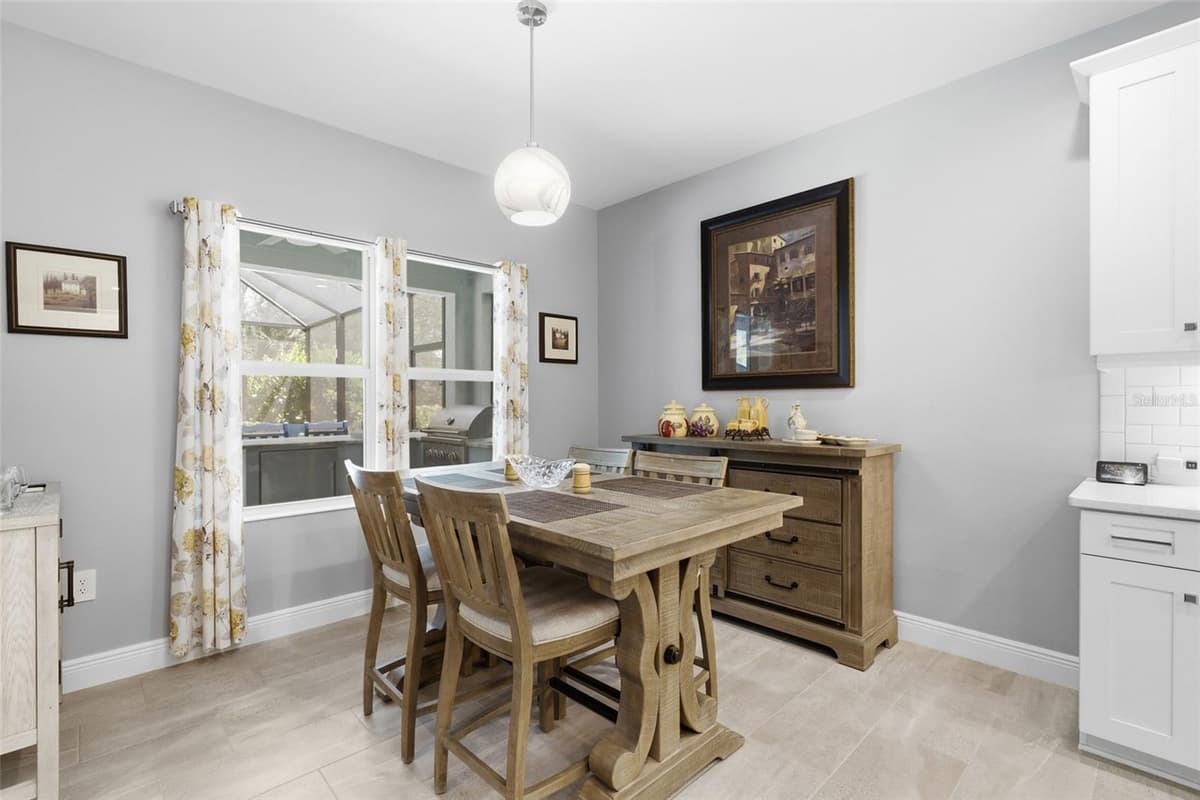 3121 HERITAGE PINES DRIVE — photo 12 of 50