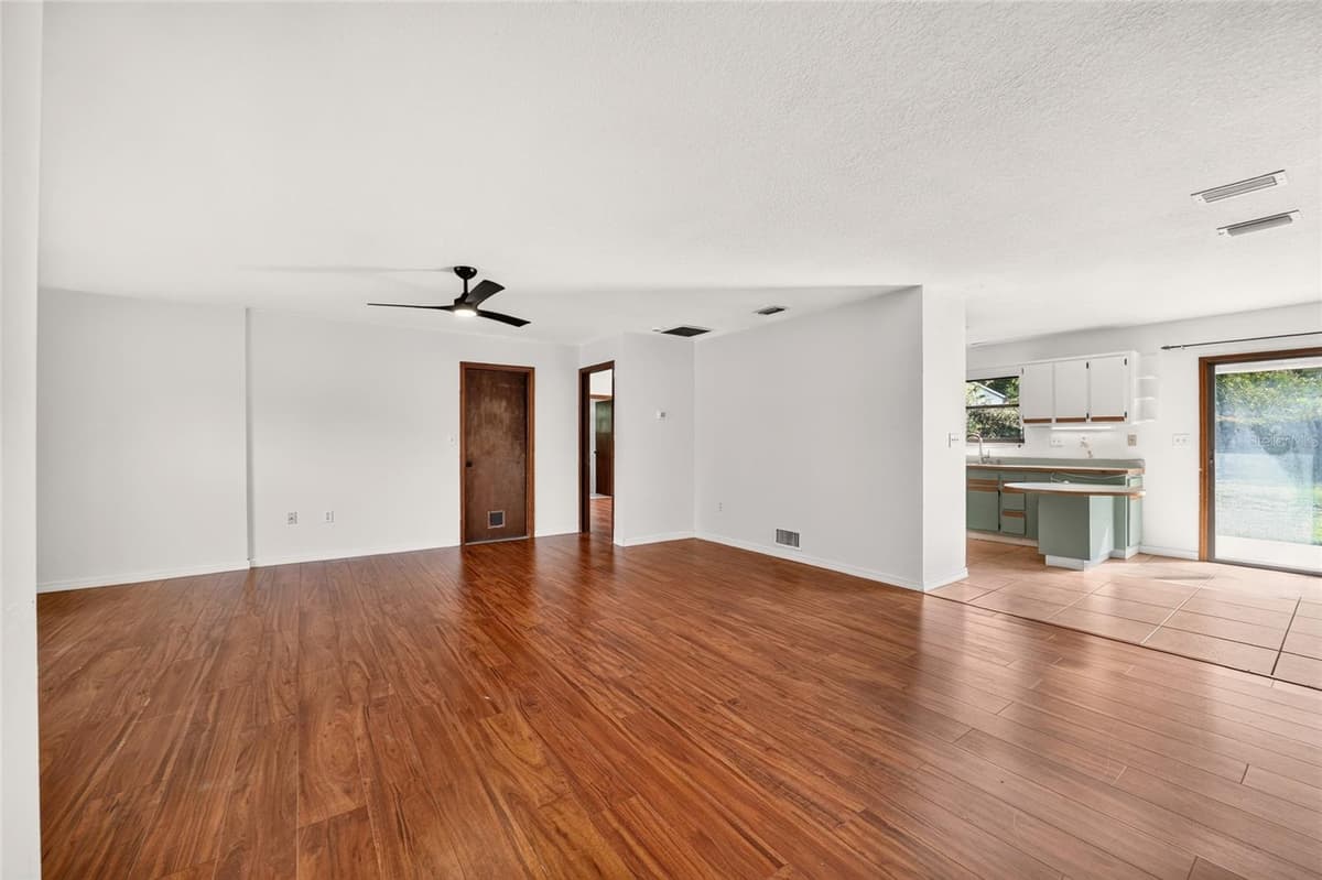 4861 31ST TERRACE — photo 8 of 42